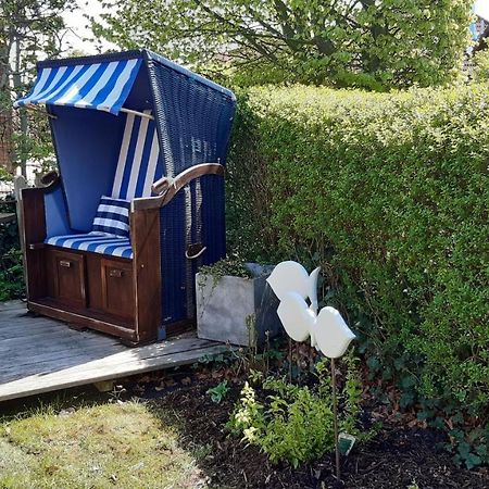Haus Strandflieder Greetsiel Exteriör bild