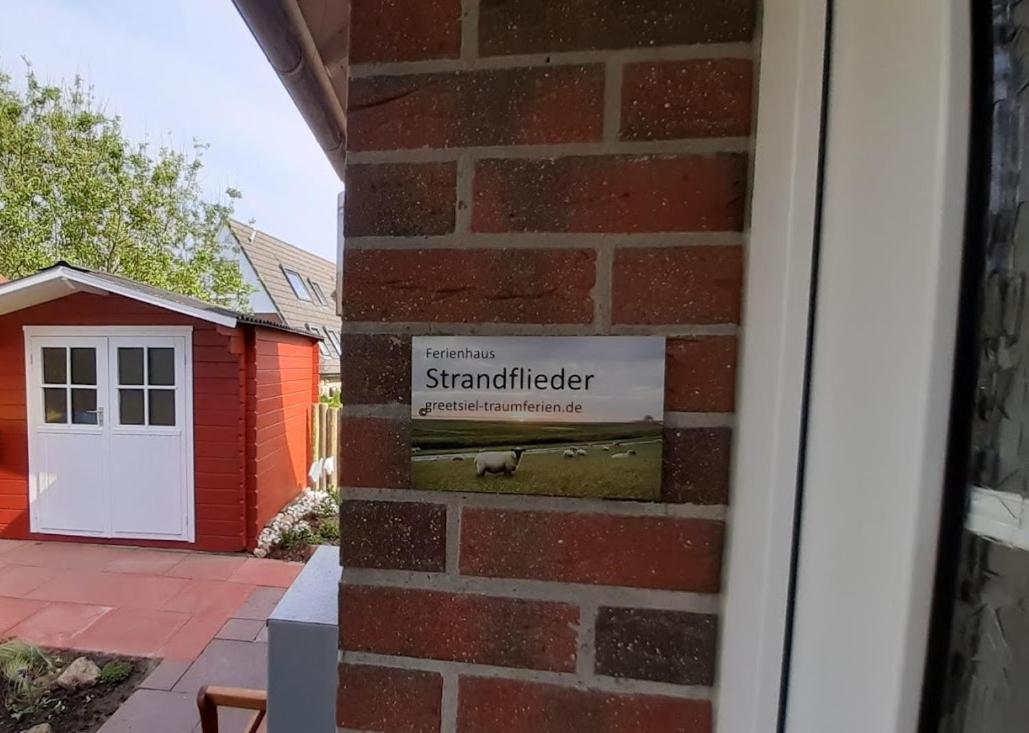 Haus Strandflieder Greetsiel Exteriör bild